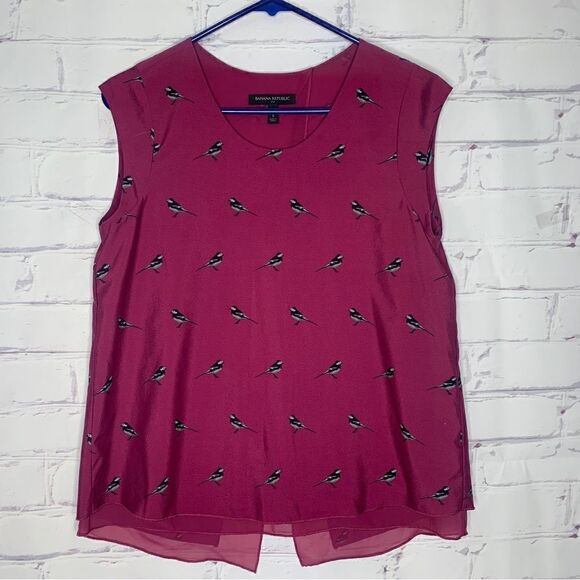 Banana Republic small bird top - Picture 1 of 3